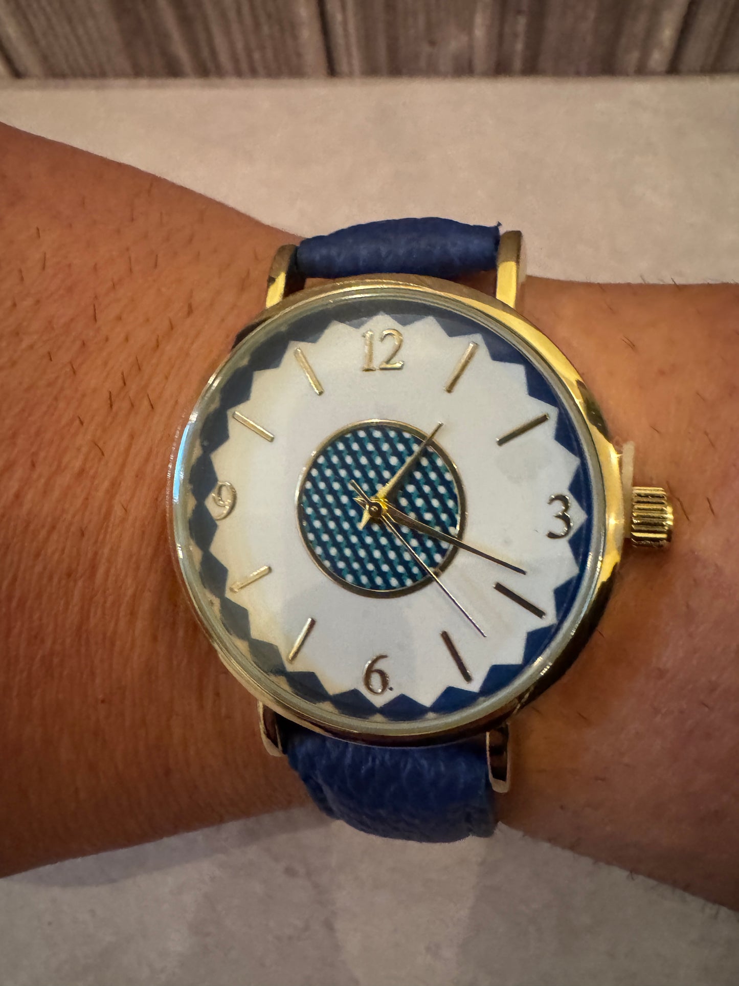 Damen Uhr blaues Armband