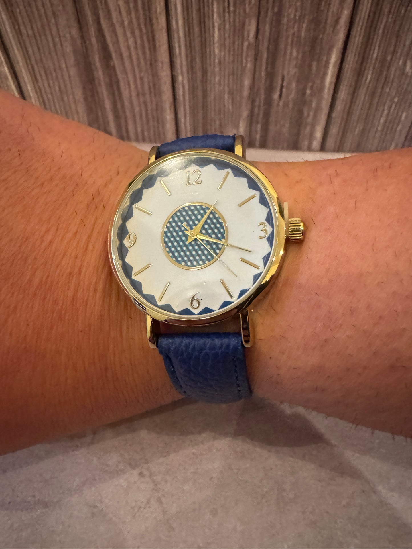 Damen Uhr blaues Armband